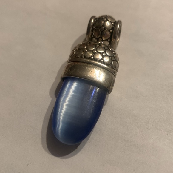 Turtle Shell & Blue stone pendant - Picture 2 of 3